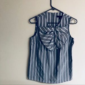 Bow-Front Sleeveless Shirt